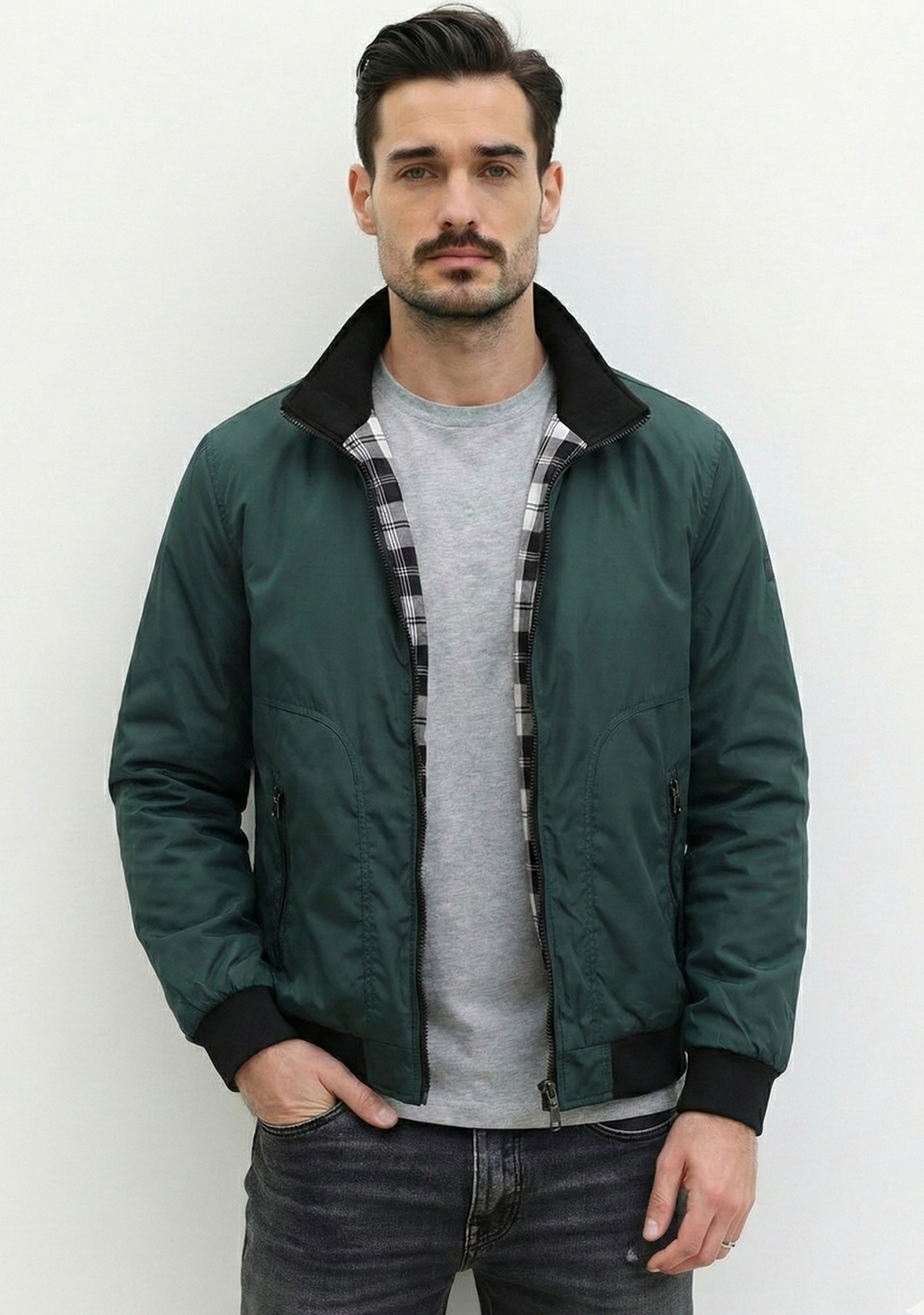 Lightweight Jacket with Stand Collar and Plaid Inner Lining | Julien – Emerald Green