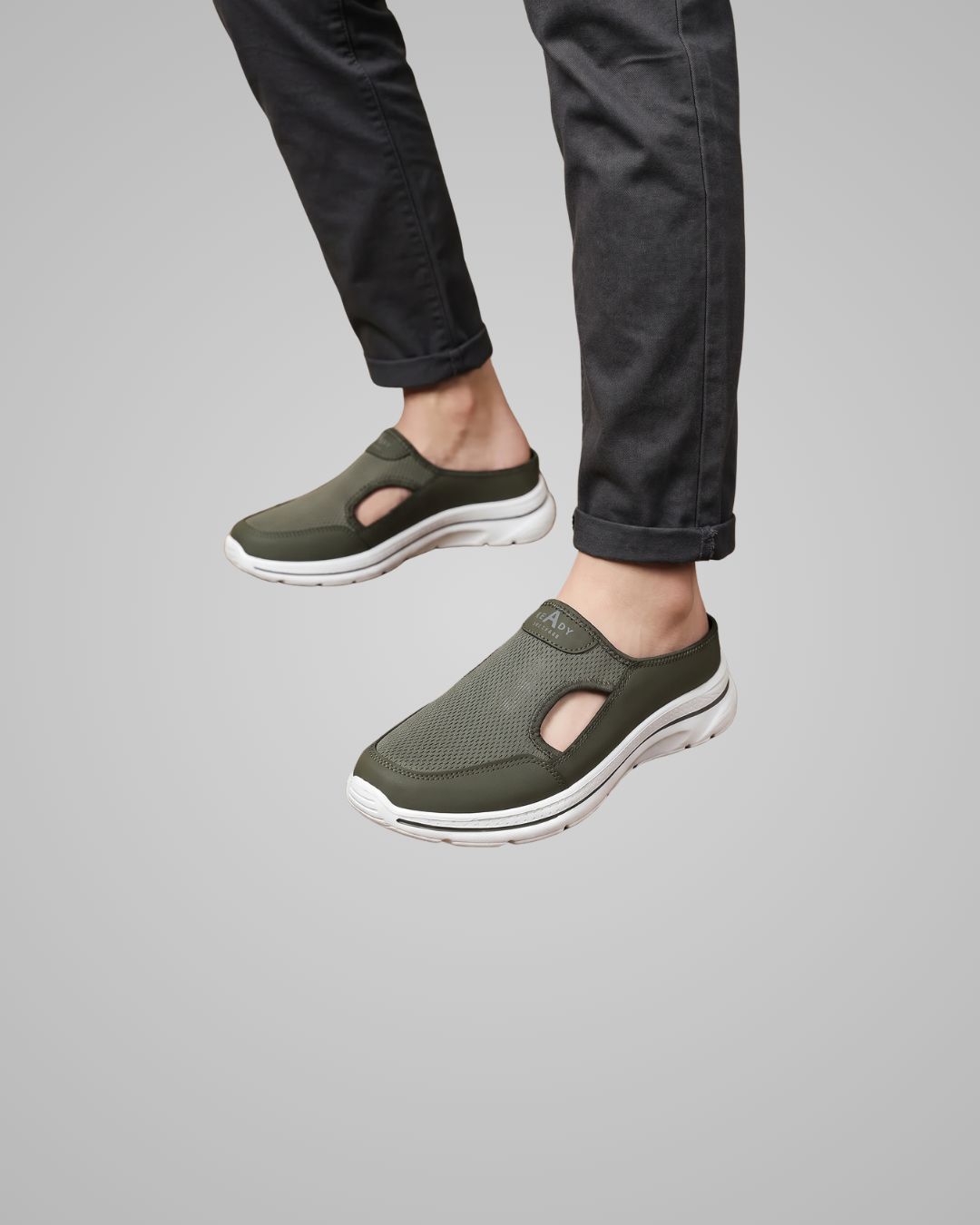 Men's Closed Toe Mesh Sandals