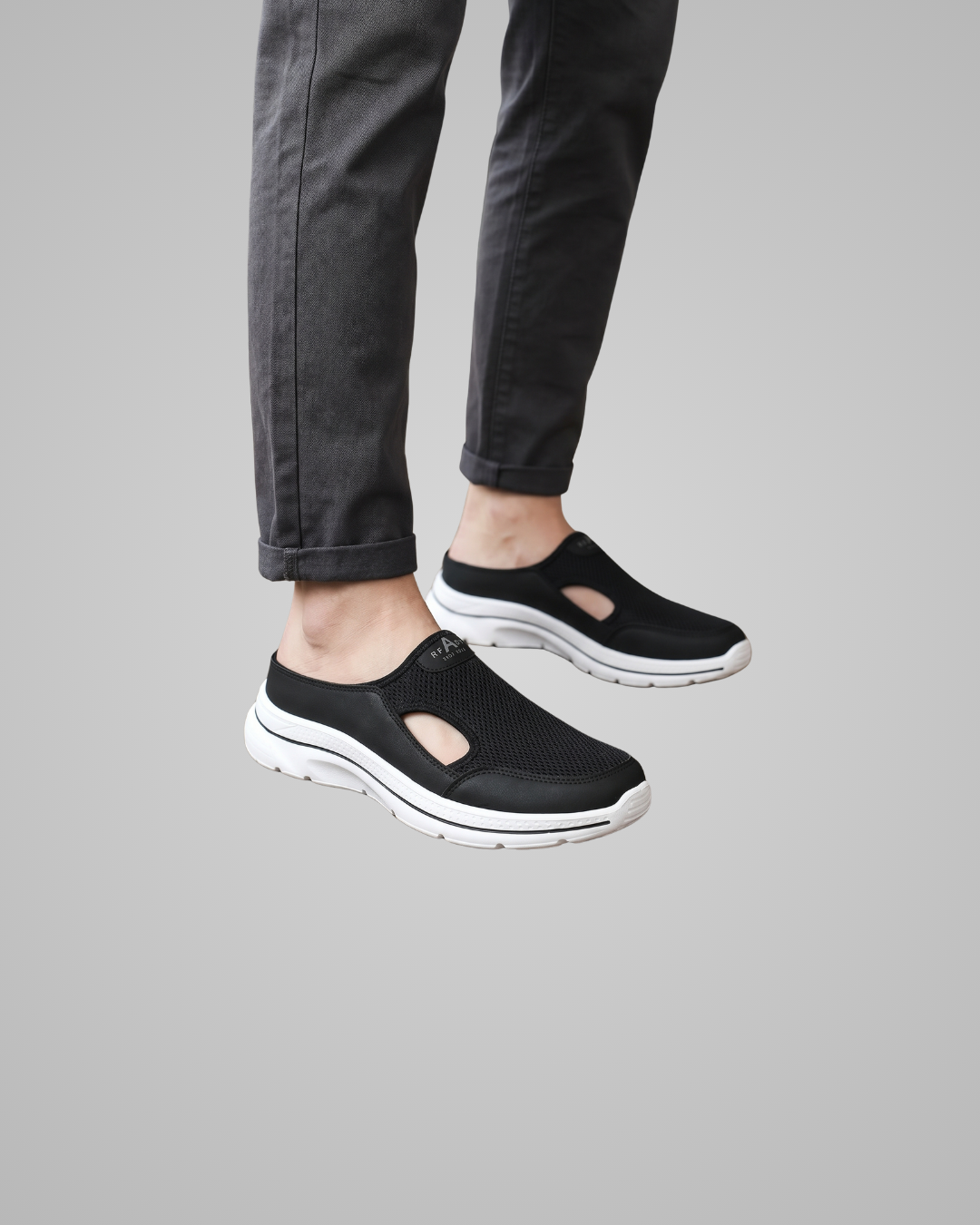 Men's Closed Toe Mesh Sandals
