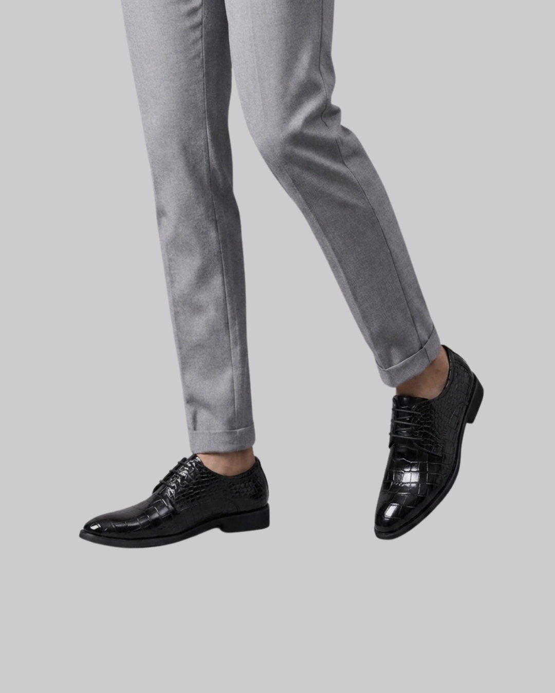 Men's Croc Pattern Dress Shoes in black.