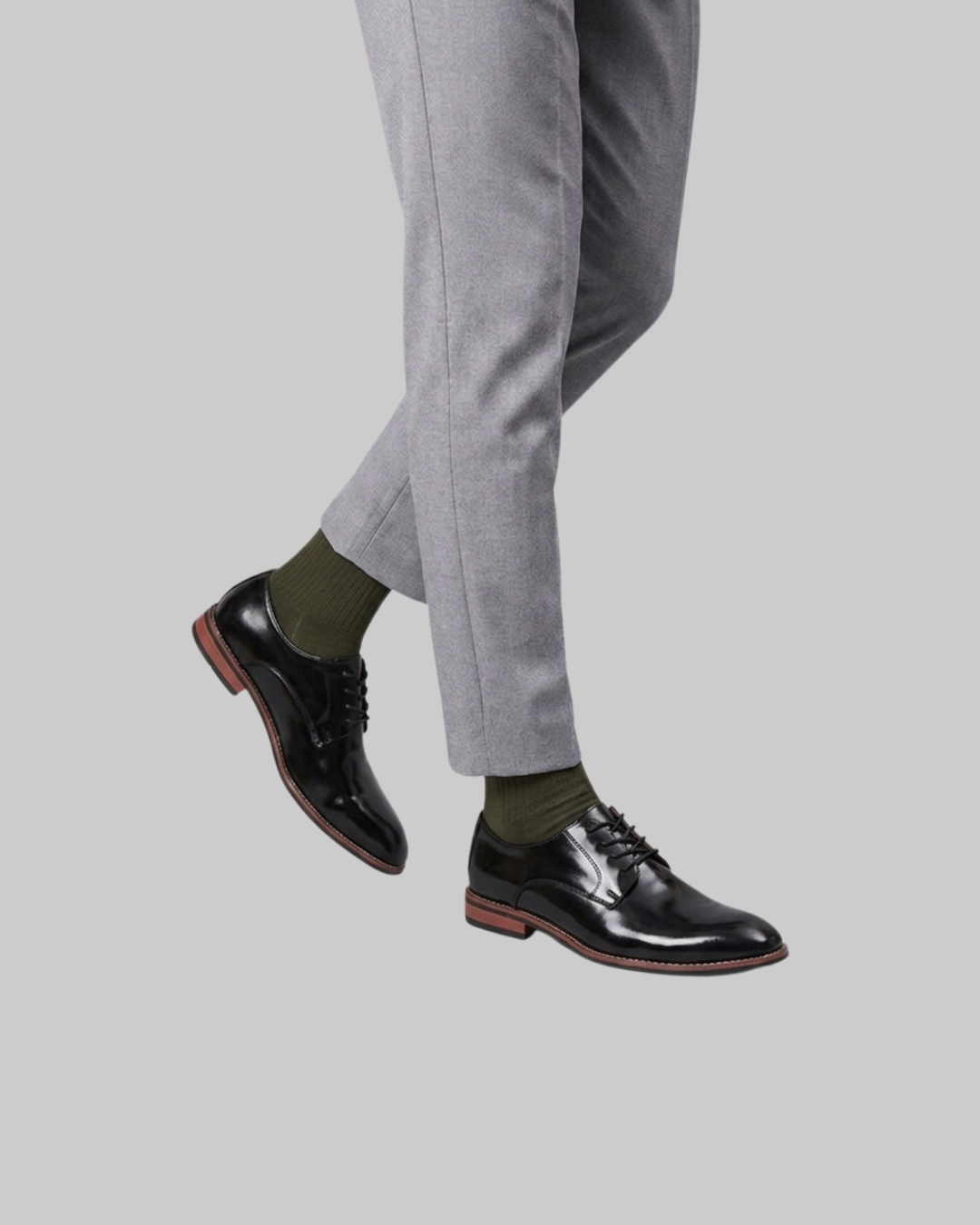 Wored Men's Low Heel Oxford Dress Shoes in black.