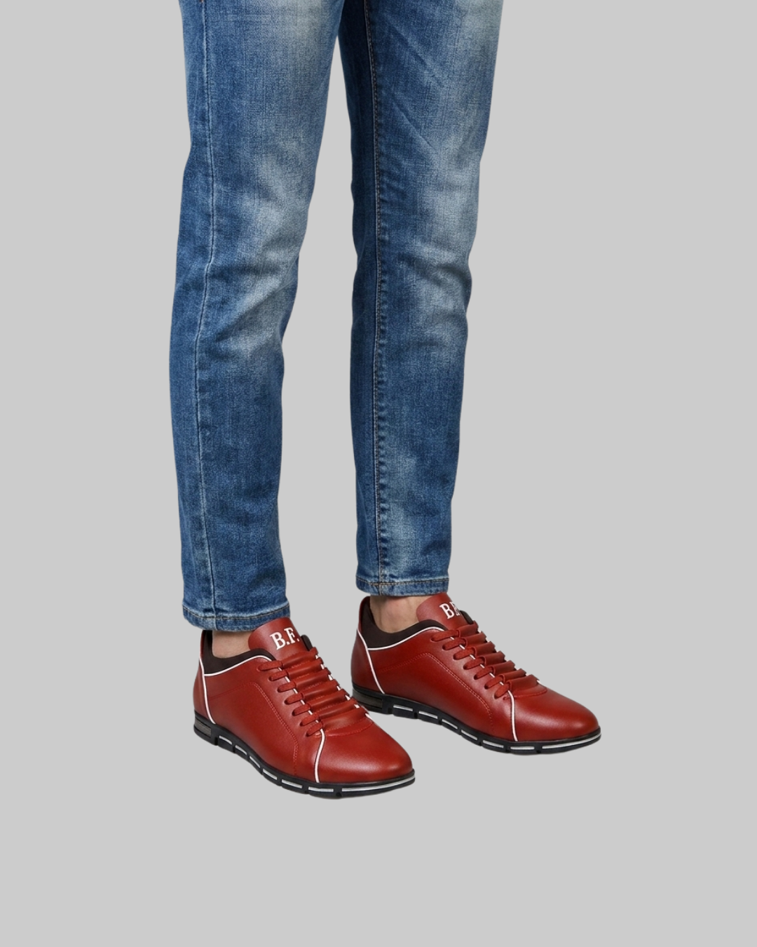 Men's Low Top Lace-Up Sneakers