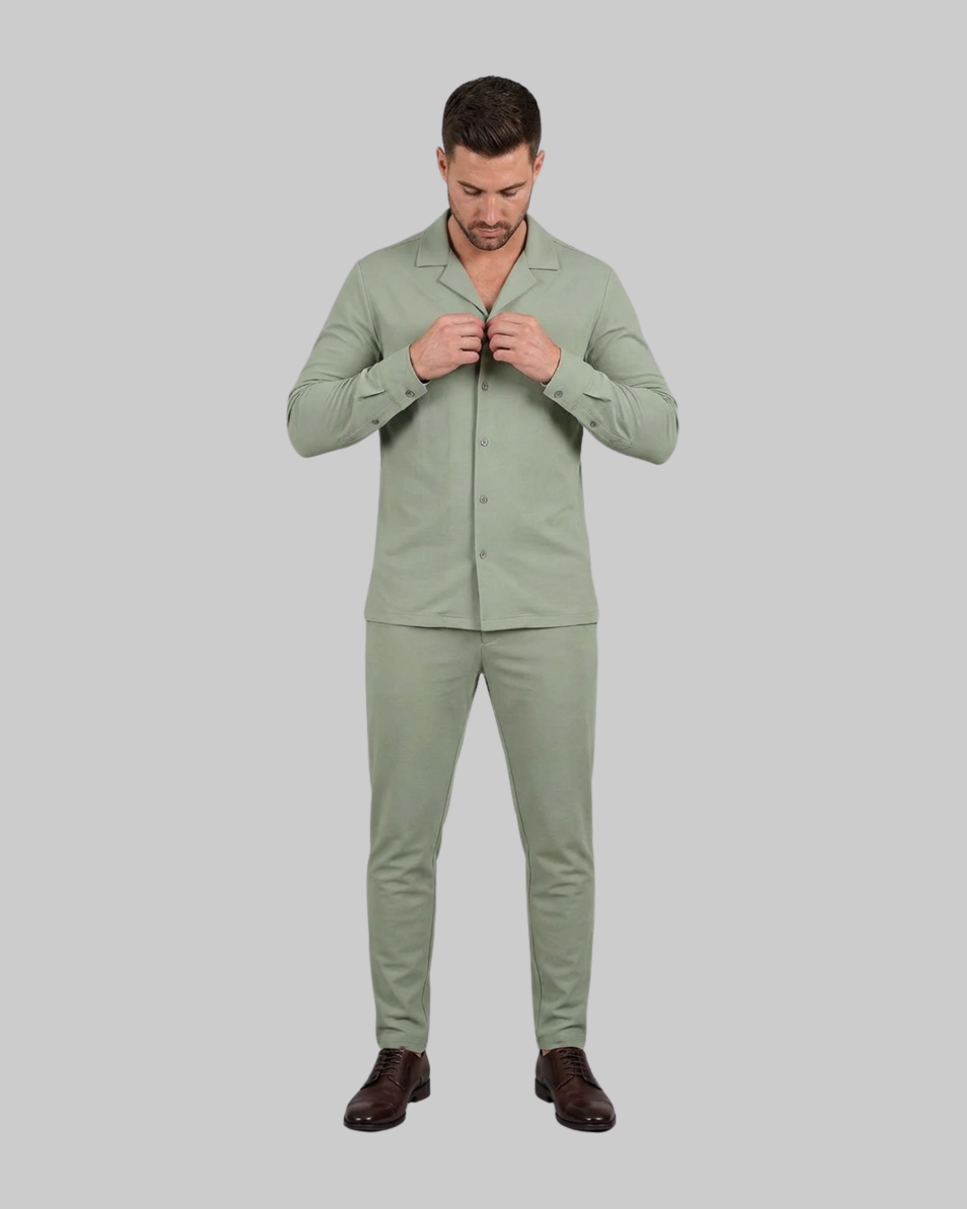 Men's Summer 2 Piece Suit in green.